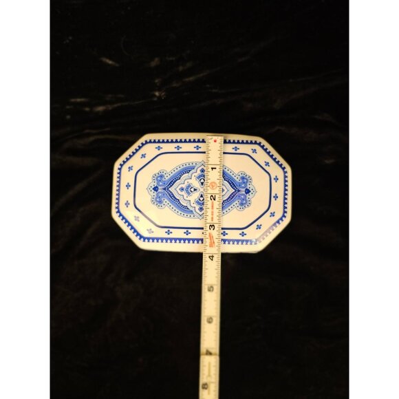 Vera Bradley Audrey & Judith Ceramic Trinket Box With Blue Floral Design - Picture 8 of 10